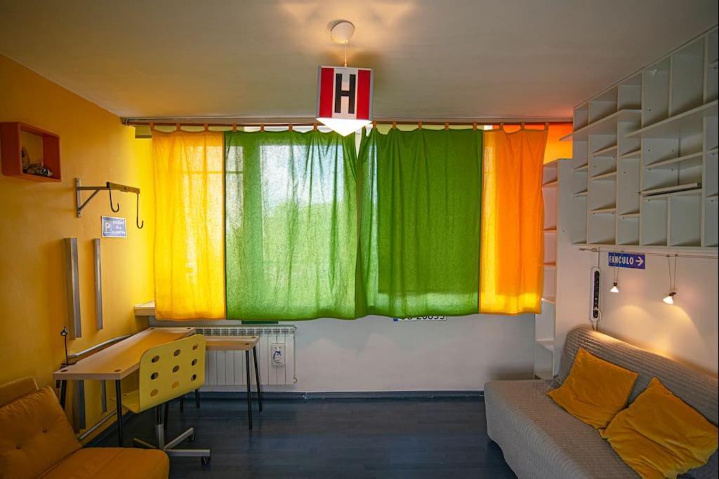 Colourful Space, So Central وارسو المظهر الخارجي الصورة